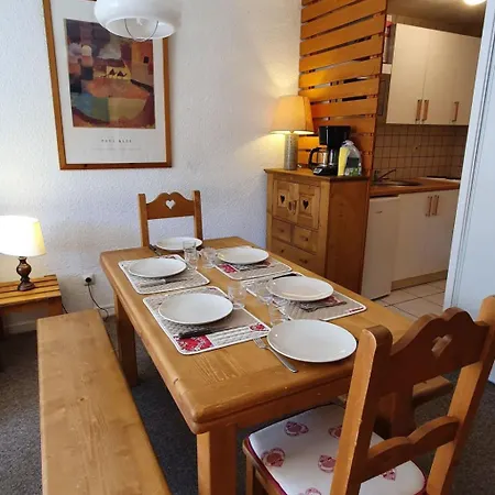 3300 By Interhome Lägenhet Les Deux Alpes